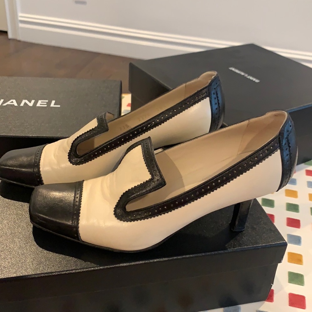 Chanel pumps